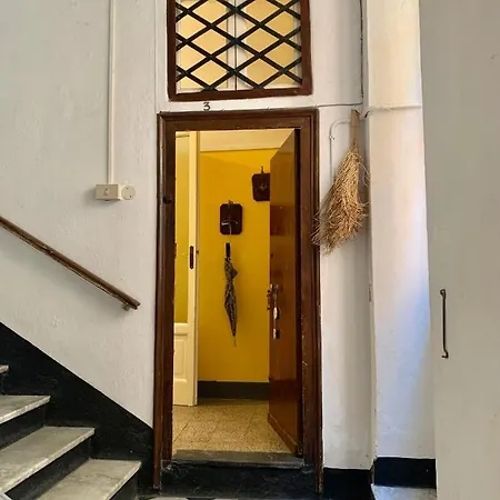 Historic Building By The Sea Appartamento Finale Ligure
