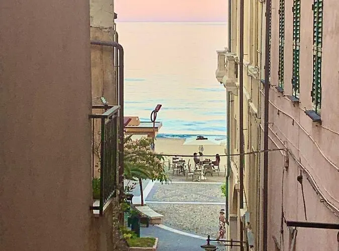 Historic Building By The Sea * Finale Ligure